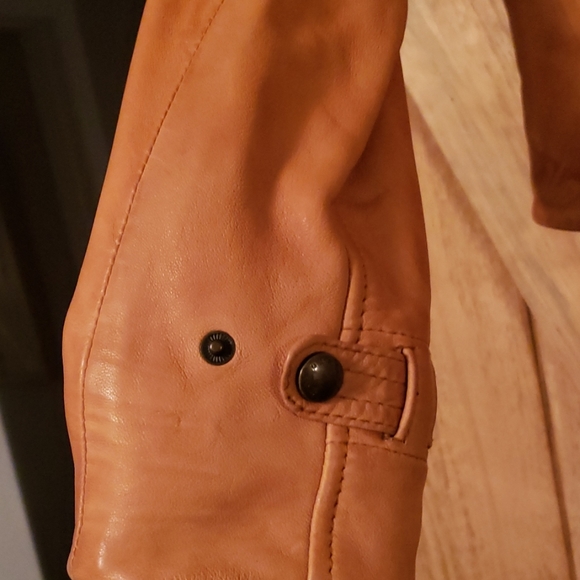 Leather Jacket - Picture 4 of 5